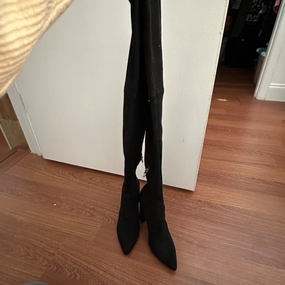 Marc fisher thigh high black sude boots - Picture 2 of 4